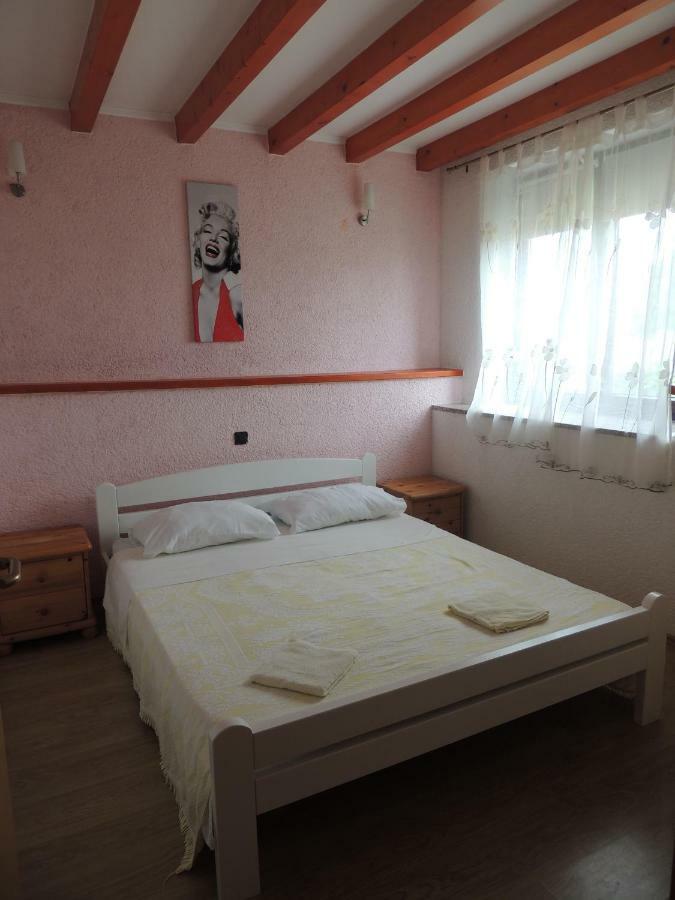 Apartman Sole Bale Buitenkant foto